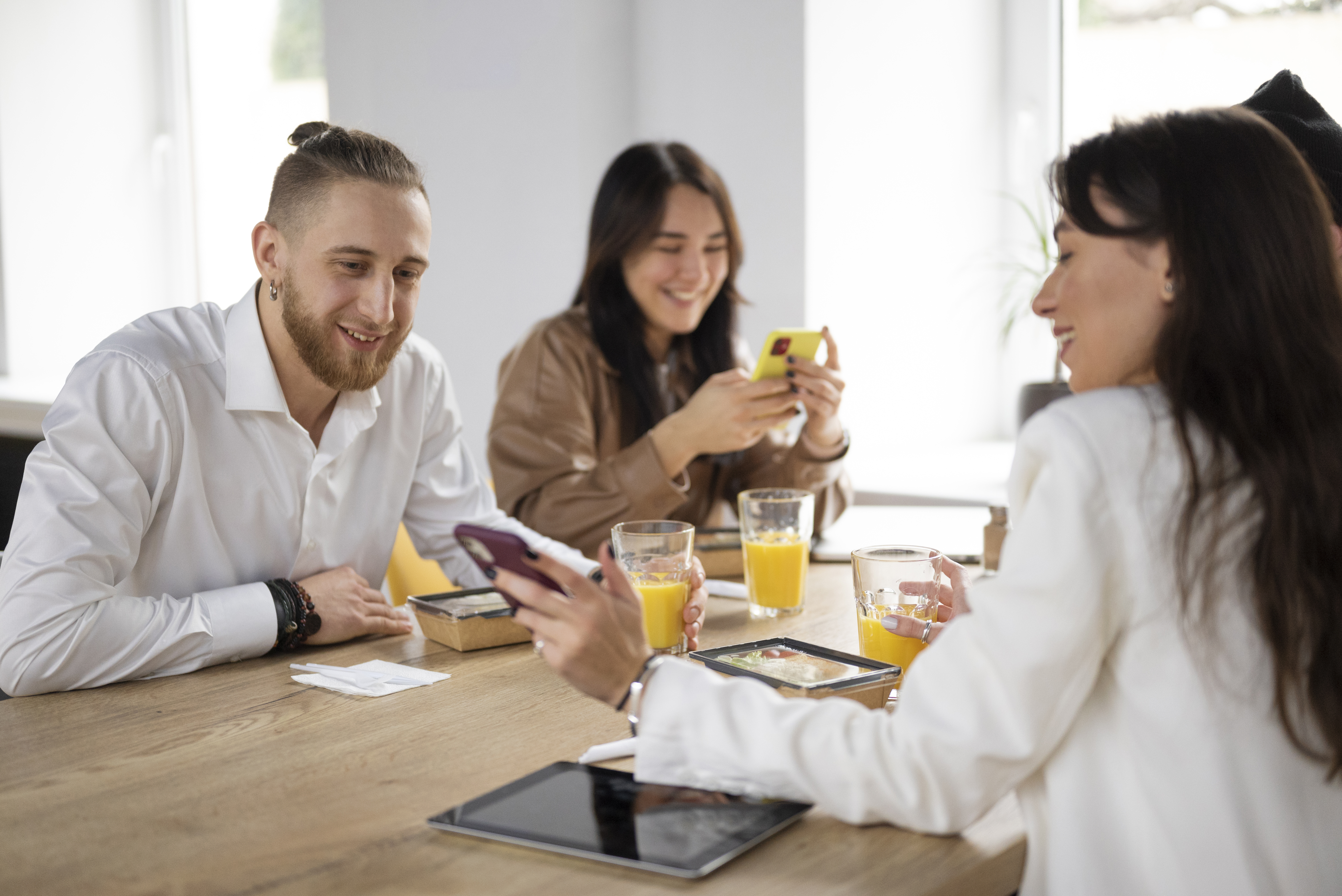 Breakfast Catering for Toronto Offices: Best Ideas for Meetings, Events & Team Mornings
